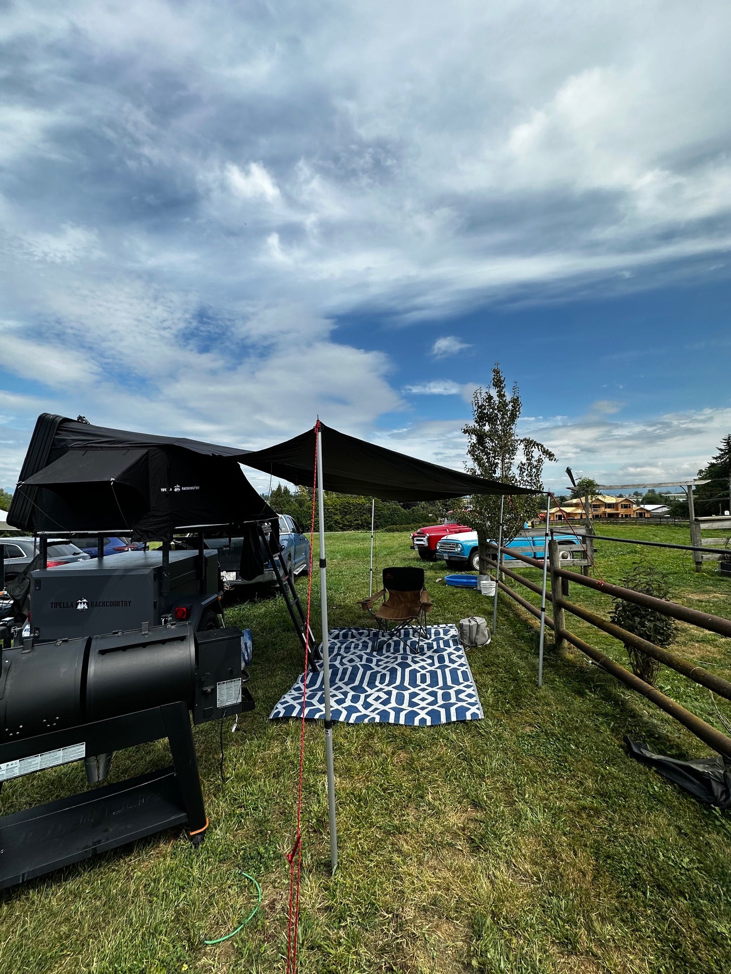 RTT AWNINGS & VESTIBULES