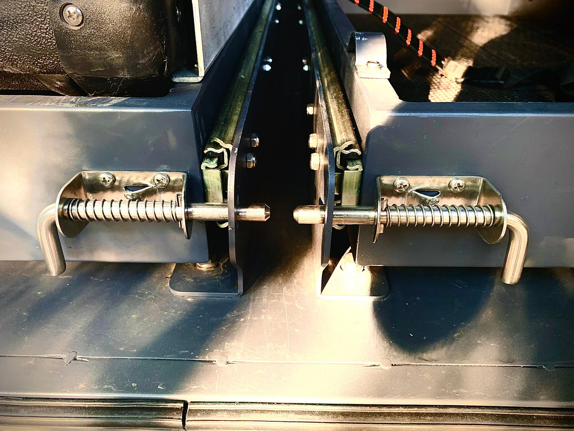 All drawers locking